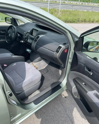 Toyota Prius cena 23500 przebieg: 334000, rok produkcji 2006 z Warszawa małe 137